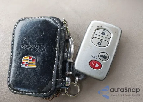 2010 Toyota Avalon Limited из США, поврежденный, VIN 4T1BK3DB5AU368664